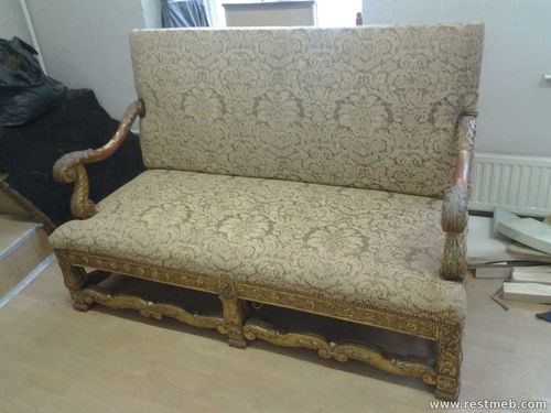 Перетяжка и реставрация мягкой мебели Киев